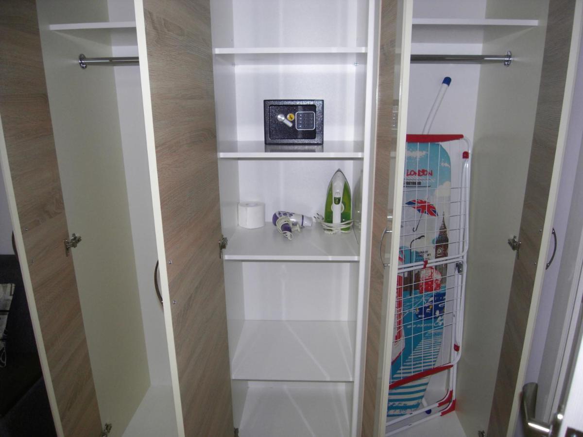 Modern Apartment Κισινάου Εξωτερικό φωτογραφία